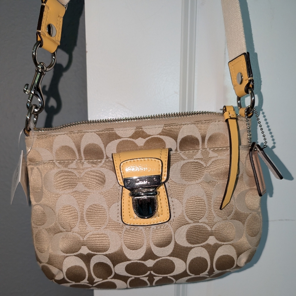 Coach gold/yellow crossbody bag